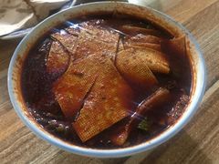 麻辣米线-老字号杨坡红油米线腊汁肉夹馍(东四道巷店)