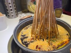 -钢管厂五区小郡肝串串香(蜀都万达店)