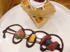 -more than meow吴止猫主题餐厅(承德 中船汇店)