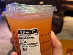 冰摇桃桃乌龙-星巴克(珠海摩尔百货店)
