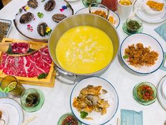 花胶鸡锅底-上房火鍋(新天地店)
