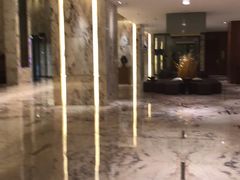 -上海漕河泾万丽酒店