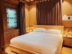 大床房-松赞拉萨林卡酒店