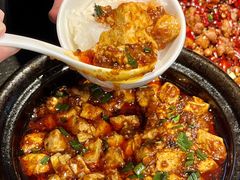 -万重锦·人文川菜馆(骡马市店)