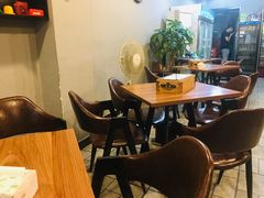 大堂-陈员外正宗夹江烧烤(广福路店)