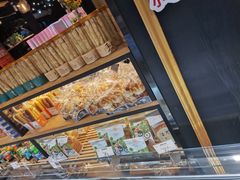 面包甜点陈列柜-小香港(凤凰大街店)