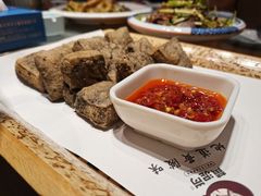 -黄泥岗·地道湖北菜(奥特莱斯店)