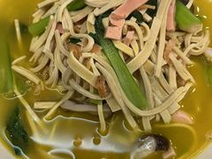 -天外天美食广场(哈尔滨路店)