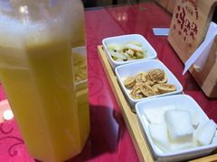 -冯烫烫跷脚牛肉·川菜小馆(武胜西街店)