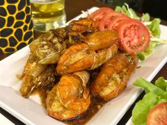 -J Daeng Seafood
