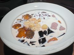 -RUXU入续糖水铺与包(卓悦中心店)
