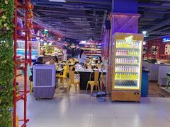 -嗨内嗨外自助火锅餐厅体验馆