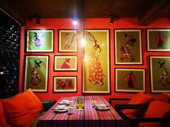 -香巴拉云南餐厅(华莱坞店)