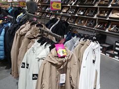 -唯品会(北京国瑞城店)