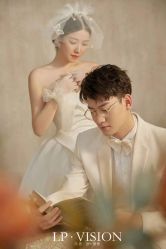 -乐派诗婚纱摄影