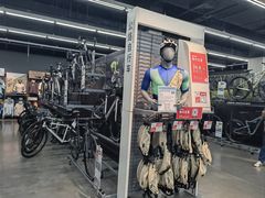 -迪卡侬(越秀公园店)