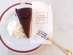 -Cafe Sacher(WIEN)