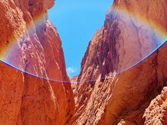 -天山神秘大峡谷