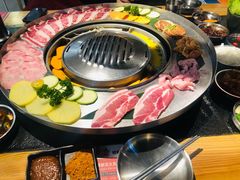 -哈哈碳都·牛肋条无限自助烤肉(宝龙店)