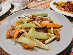 芥兰炒脆猪肉-食肆&Fourteen(武林夜市店)