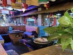 -鱼窝棚柴火铁锅炖(富山屯店)