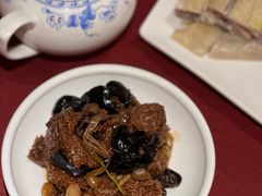 四季烤麸-老吉士酒家(天平路店)