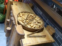 -东大桥小国抻面烧烤(长通路店)