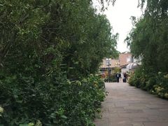 -伦敦比斯特购物村