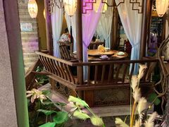 -韵秋荷(宝山龙湖天街店)