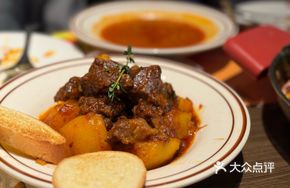 Angus Beef Short Ribs Stewed with Tomato and Potato