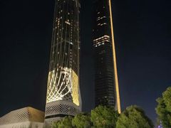 -南京眼步行桥