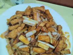 葱烧豆腐-春水锅贴·传统鲁菜(大明湖店)