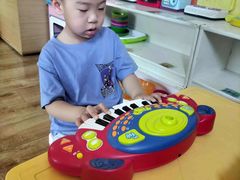 -小脚丫幼儿园(西二旗东一路校区)