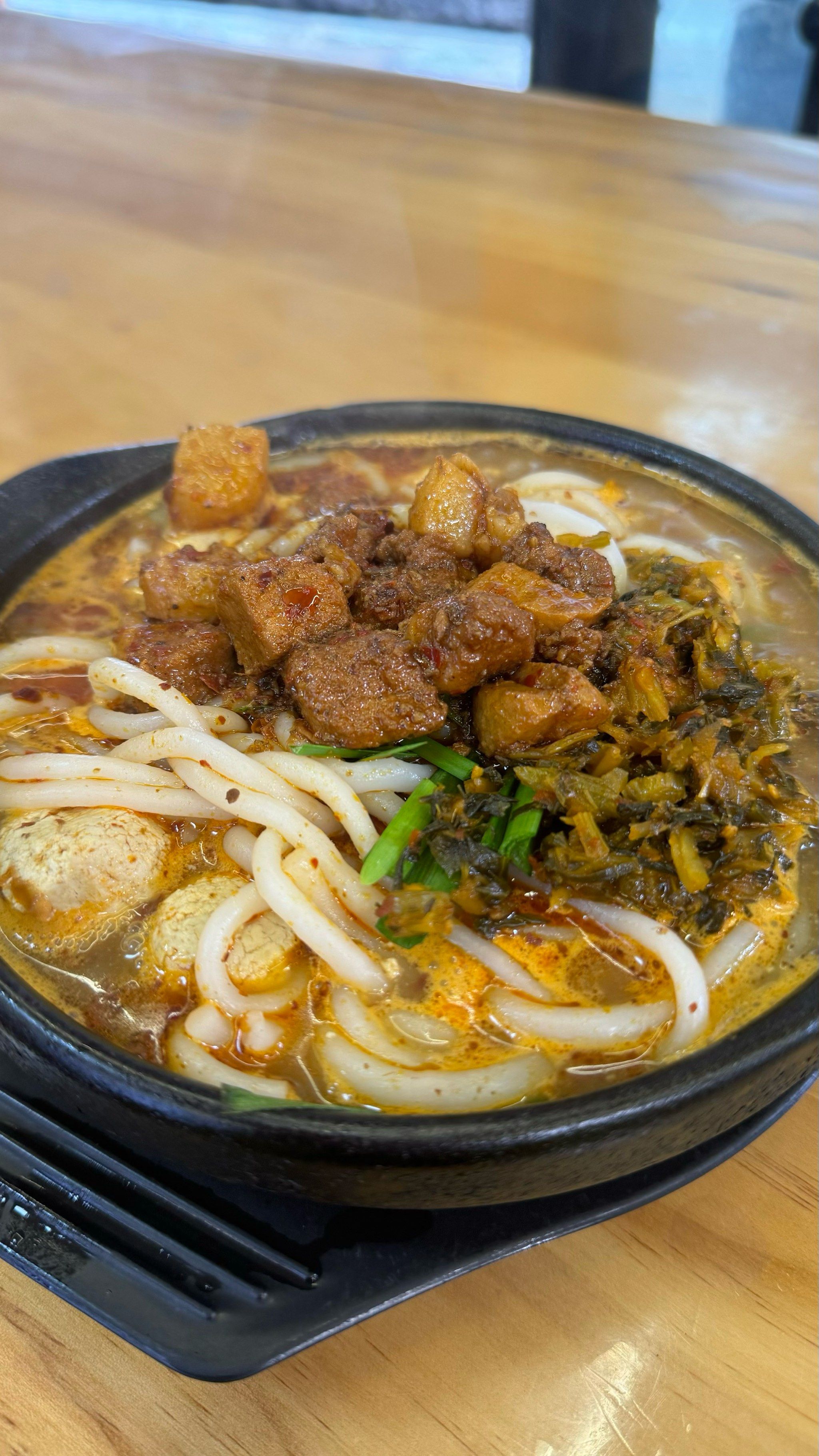 大理杨记臭豆腐砂锅米线