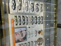 -世纪大明眼镜·蔡司战略授权店(汉街店)