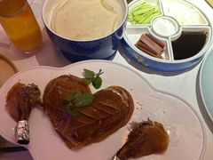 精品烤鸭-悦江(梅奔中心店)