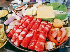 芝士肥牛年糕火锅-Meet Sun韩式大排档(五一广场7MALL店)