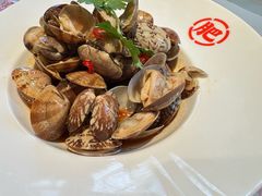 -肥肥虾庄·金牌油焖大虾(杨园滨江时代walk店)