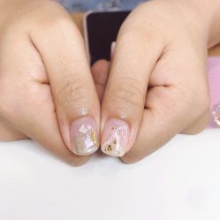 -赫本轻奢美颜中心