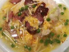 -新大咀港式茶餐厅(宝山万达店)