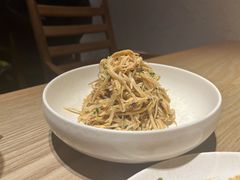 香葱拌笋衣-小大董·烤鸭(凤凰汇店)