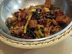 -拿渡麻辣香锅(世茂广场·工三店)