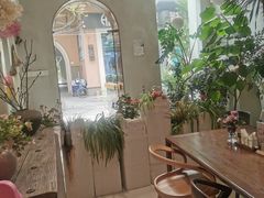 -花十悦·鲜花咖啡餐厅(振业城一期店)