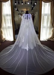 点击看大图 -LOVE SHINE婚纱·红鼎庄龙凤褂·妈妈装定制