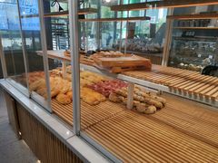 -焙丽拾光(麦凯乐直营店)