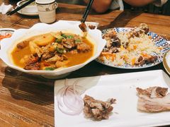 新疆大盘鸡-清真·玛丽亚新疆菜主题餐厅(浙江中路店)