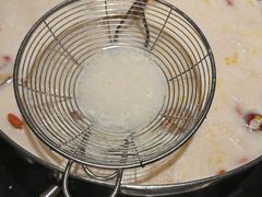 -尚尚仙·酸汤猪手·猪肚鸡火锅(华联万柳购物中心店)