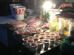 -布尔津河堤夜市