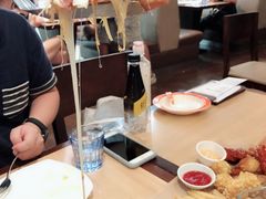 -必胜客(百联又一城店)