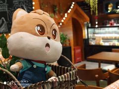 -三只松鼠生活馆(芜湖弋江金鹰店)